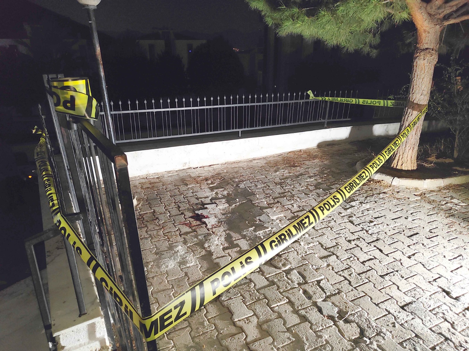 Kuşadası'nda Facia: Genç Elektrik Çarpmasıyla Hayatını Kaybetti