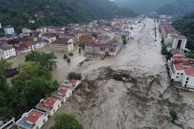 Selde Çal Mağarası’nda mahsur kalan vatandaşlar böyle kurtarıldı