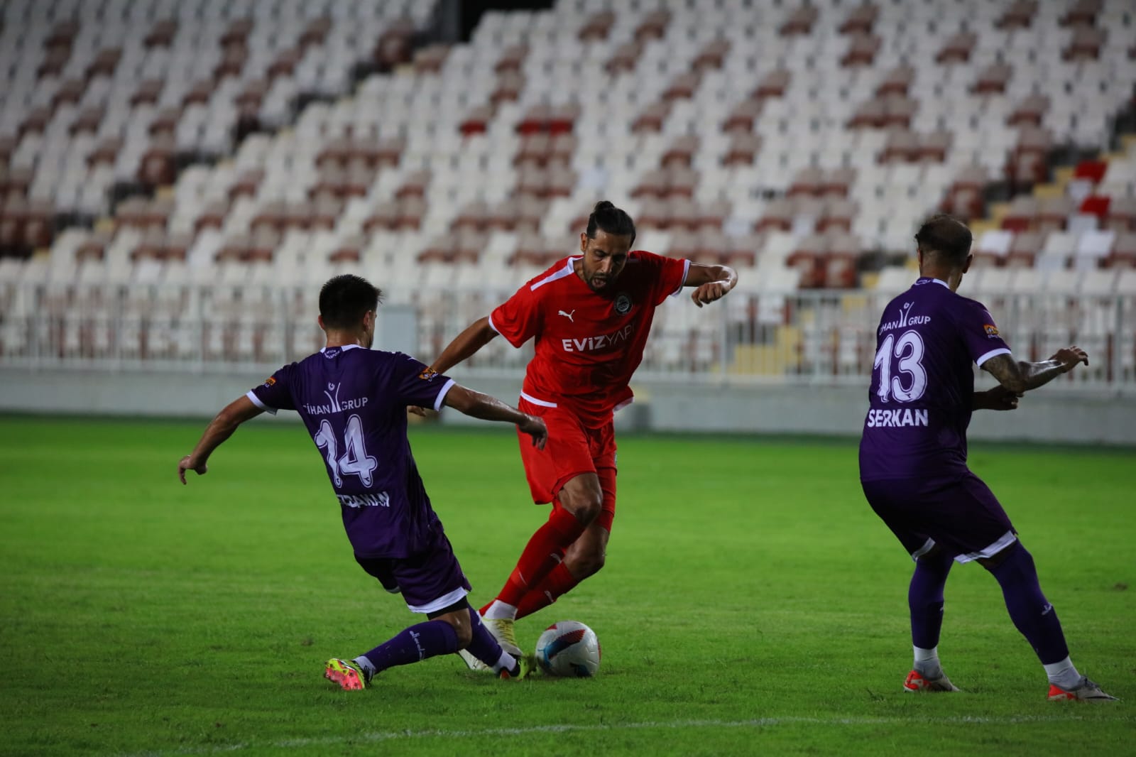 Kuşadasıspor'un Üzücü Yenilgisi: Artvin Hopaspor Engellenemedi