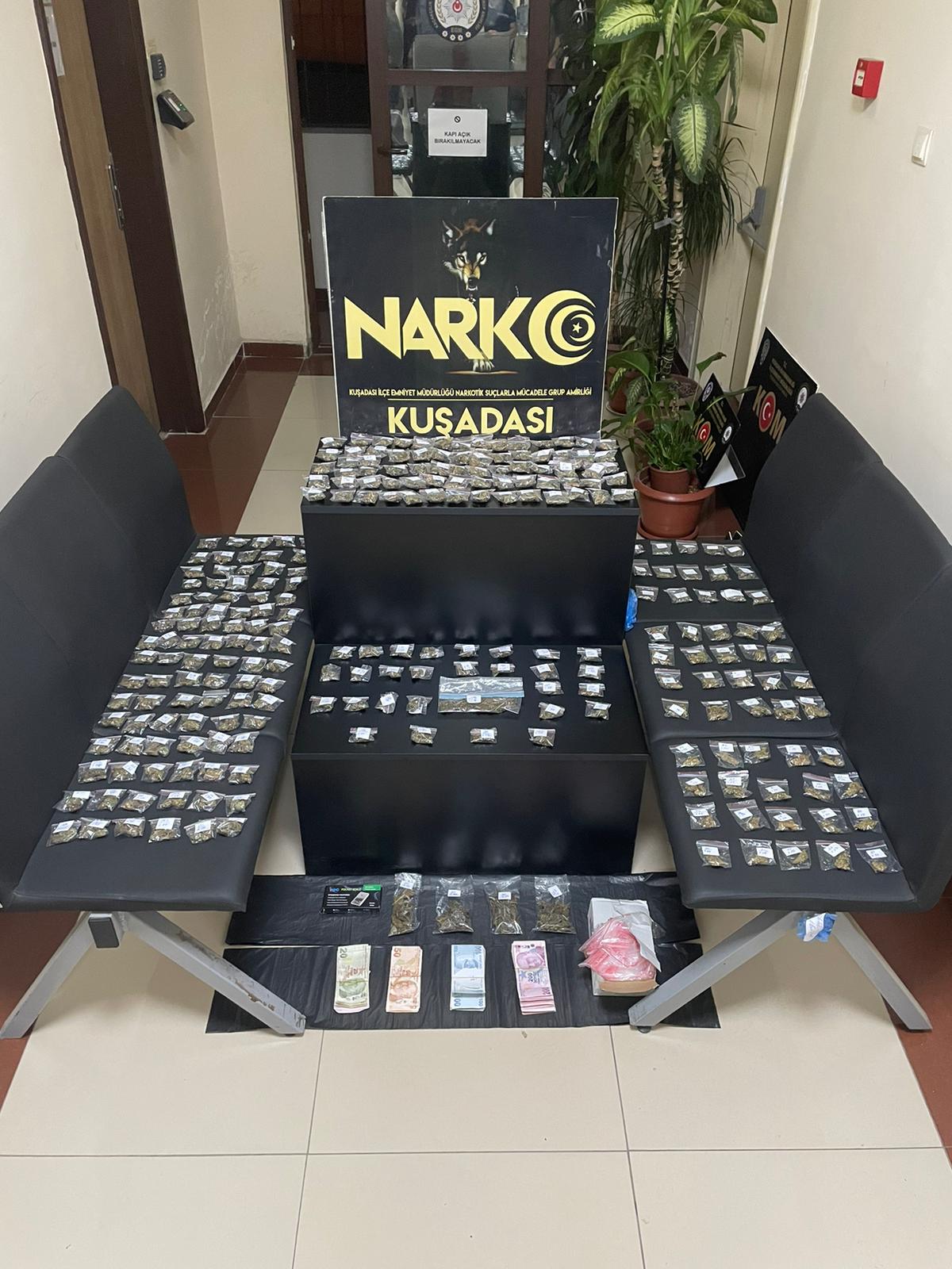 Kuşadası'nda Narkotik Operasyonu: Büyük Miktarda Uyuşturucu Ele Geçirildi