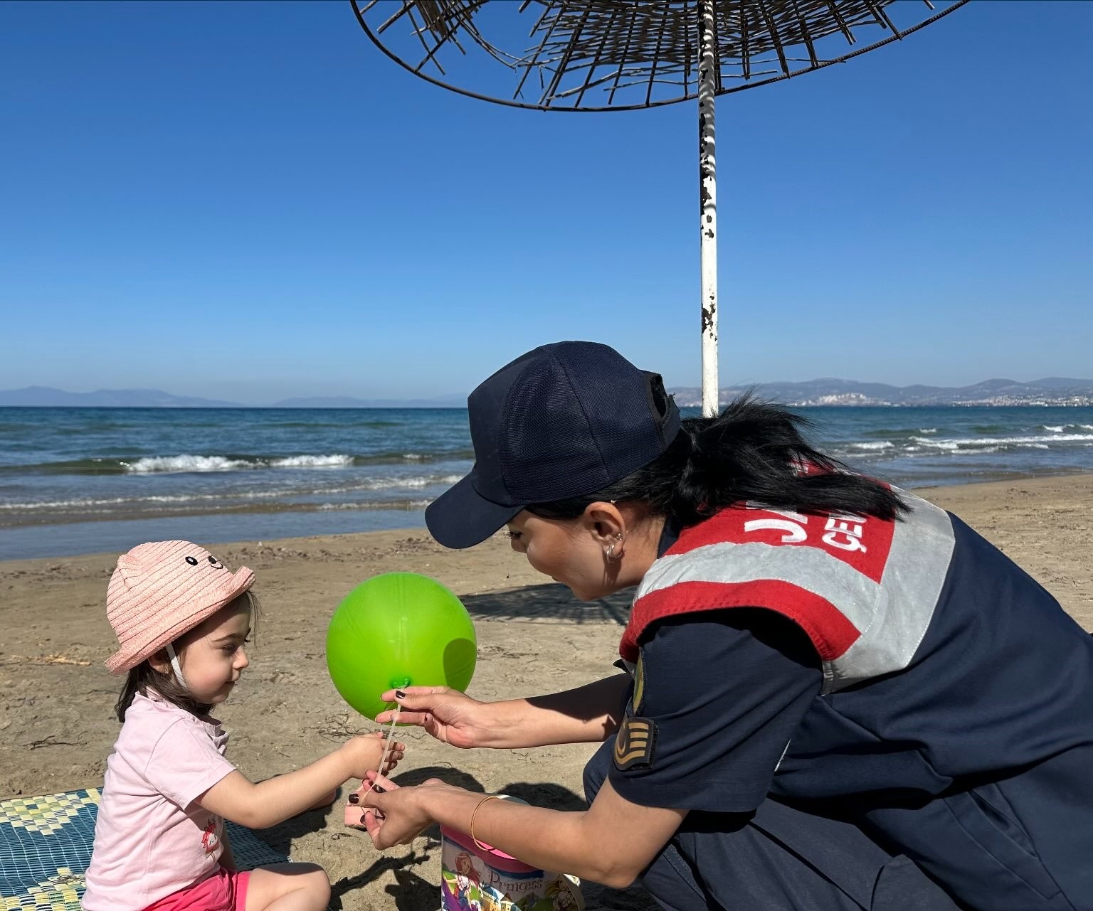 Kuşadası Milli Park'ta ziyaretçilere bilgilendirme