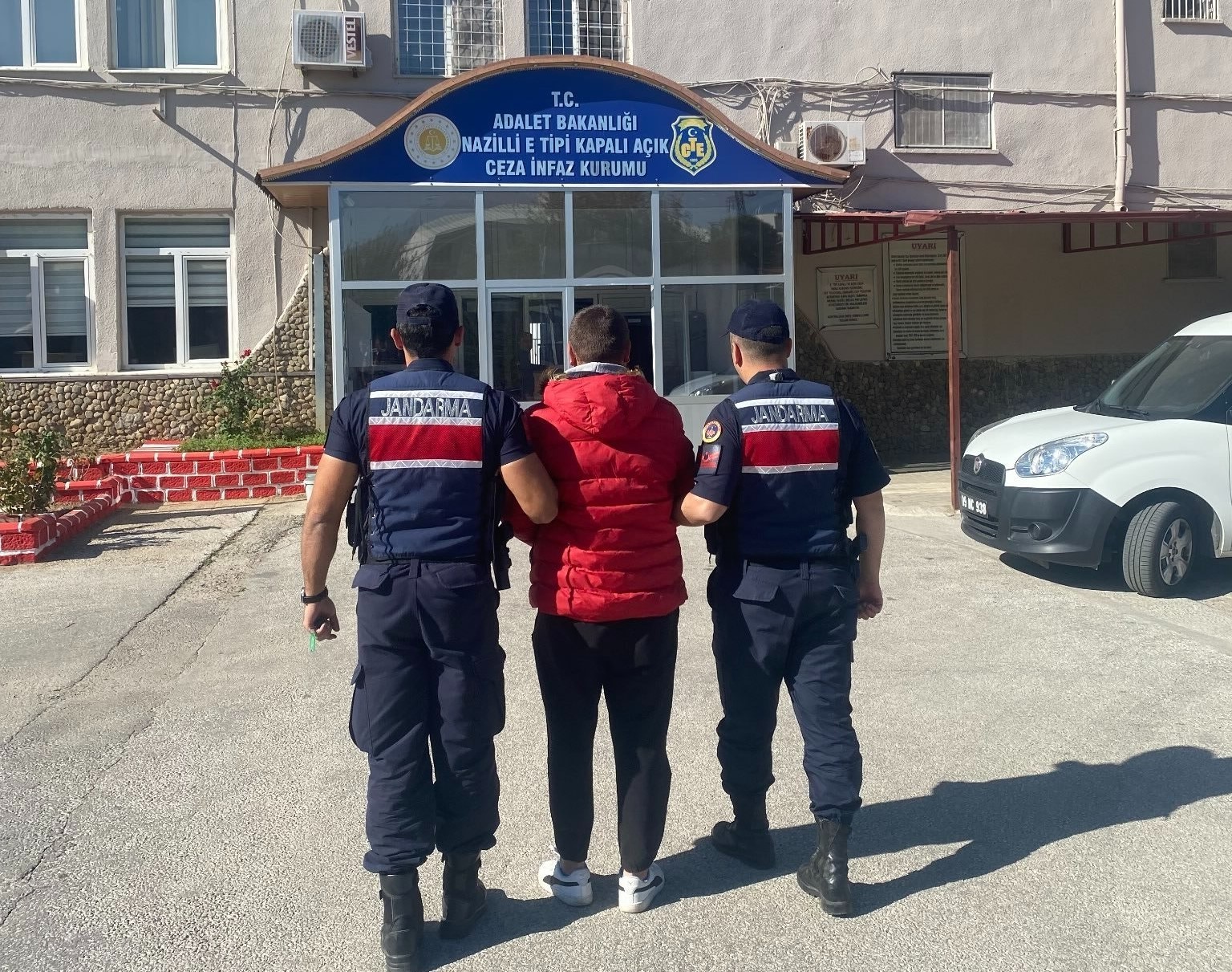 14 yıl hapis cezası ile aranan şahıs yakalandı