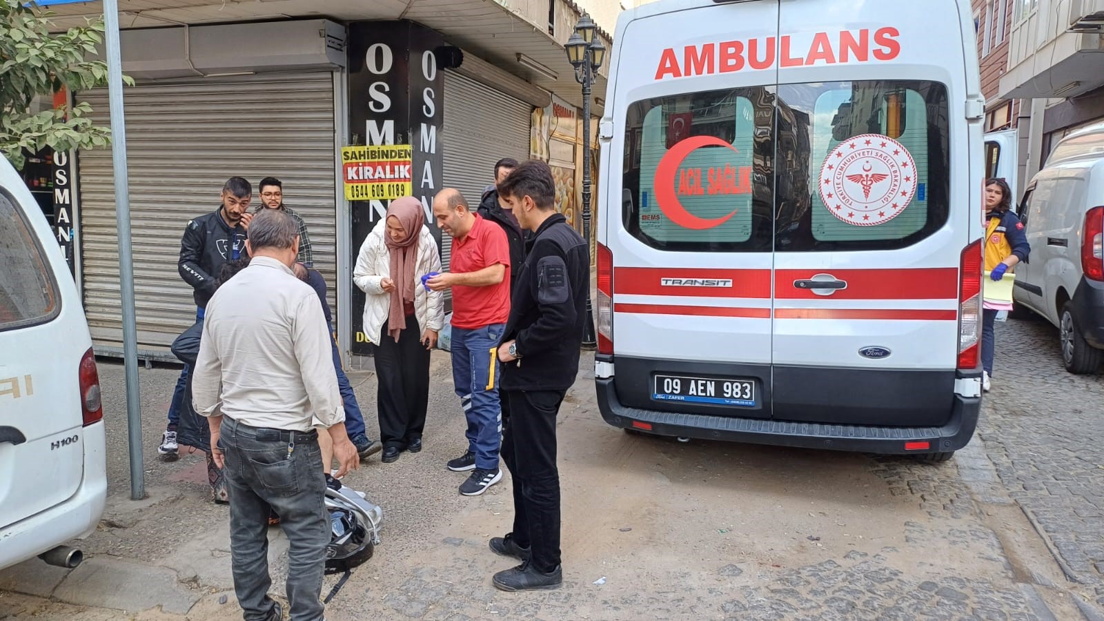 Otomobil ile motosiklet çarpıştı: 1 yaralı