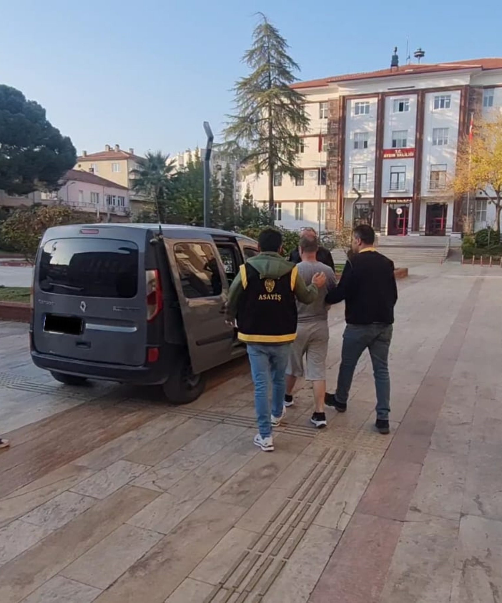 Uyuşturucu suçundan aranan şahıs Aydın'da yakalandı