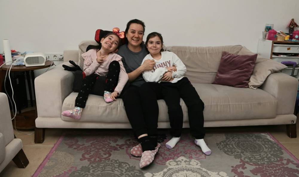 SMA’lı Çağla Deniz Tunç da artık ikizi Elif gibi koşup oynayabilecek