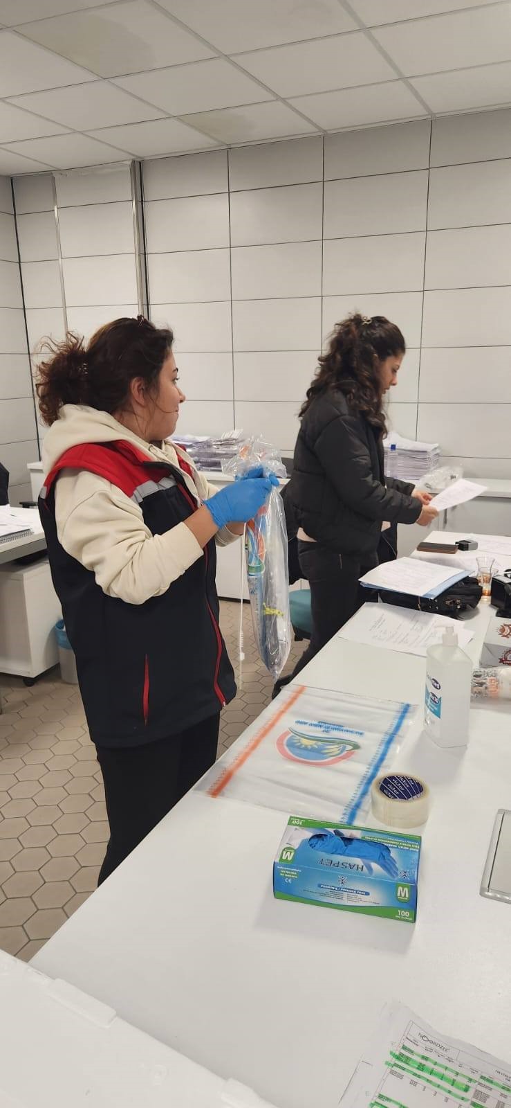 Rusya'ya gidecek balıklardan numune alımları yapıldı