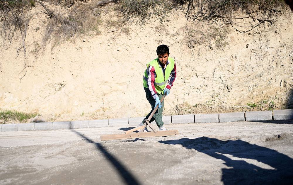Kadınlar Denizi Mahallesi’nde üstyapı yatırımları hız kesmiyor