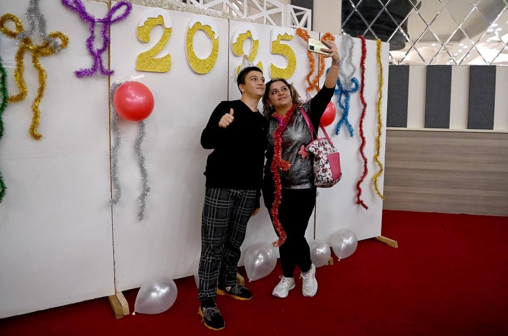 Kuşadası'nda engelsiz yeni yıl partisi