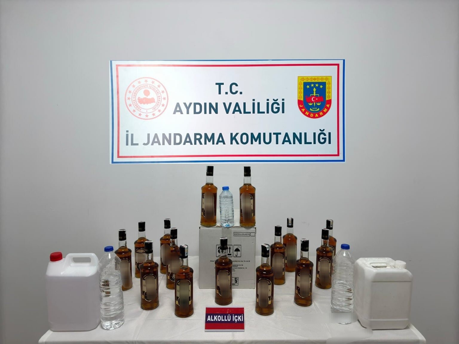 Aydın'da kaçak alkol operasyonu