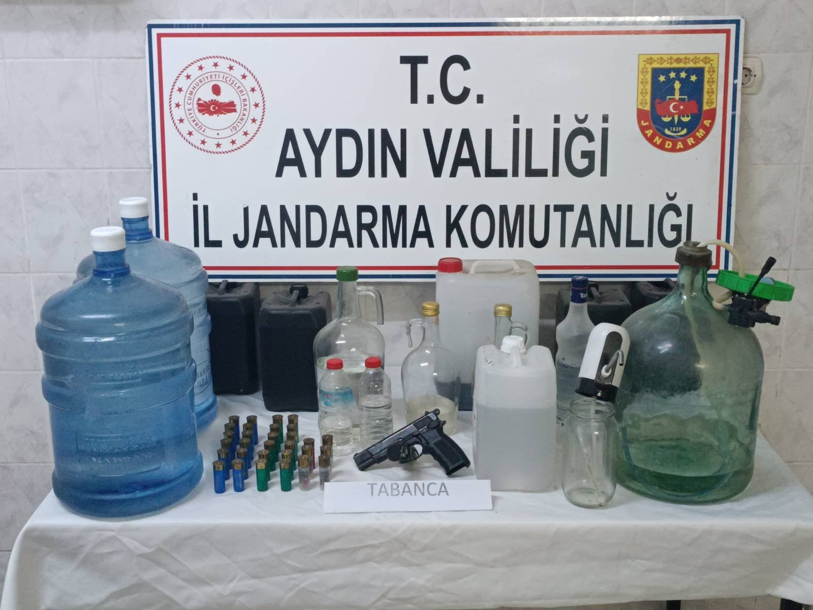Yeni yıl öncesi sahte alkol operasyonu