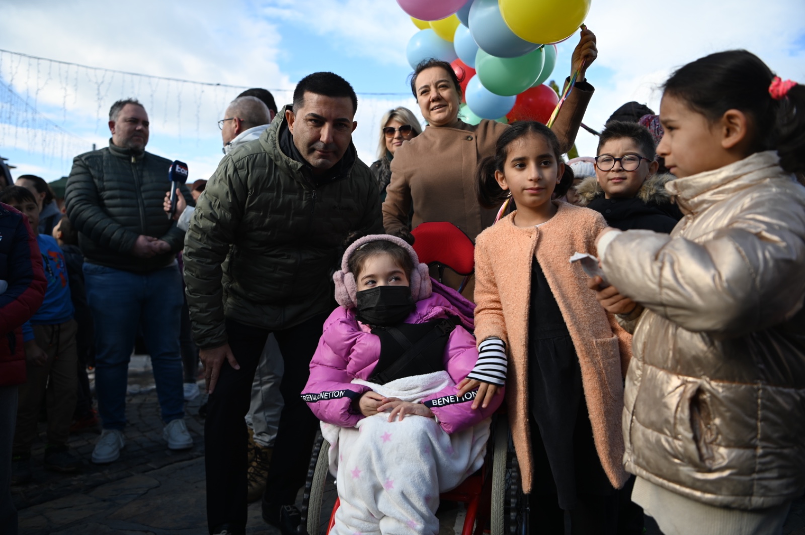 Sevinç balonları SMA hastası Çağla için gökyüzüne uçtu