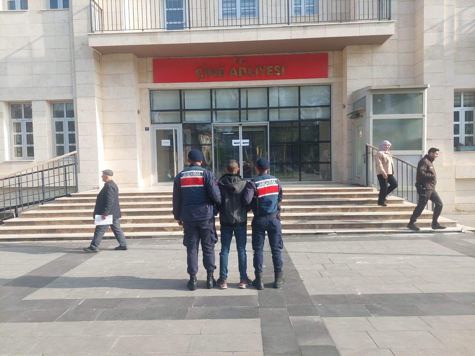 Hakkında 17 yıl kesinleşmiş hapis cezası bulunan şahıs yakalandı