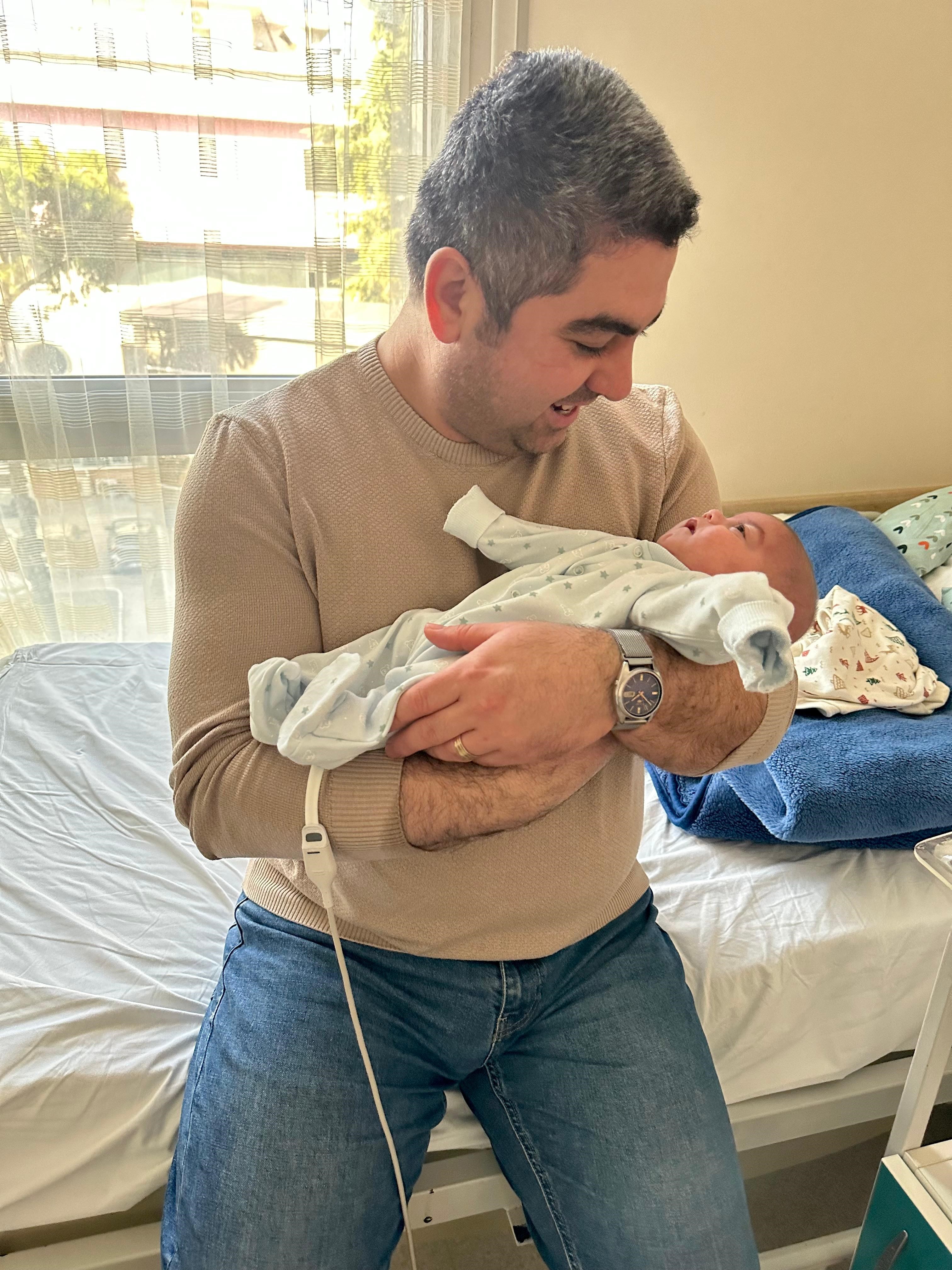 550 gramlık Umut, 156 günlük mücadeleden sonra ailesine kavuştu