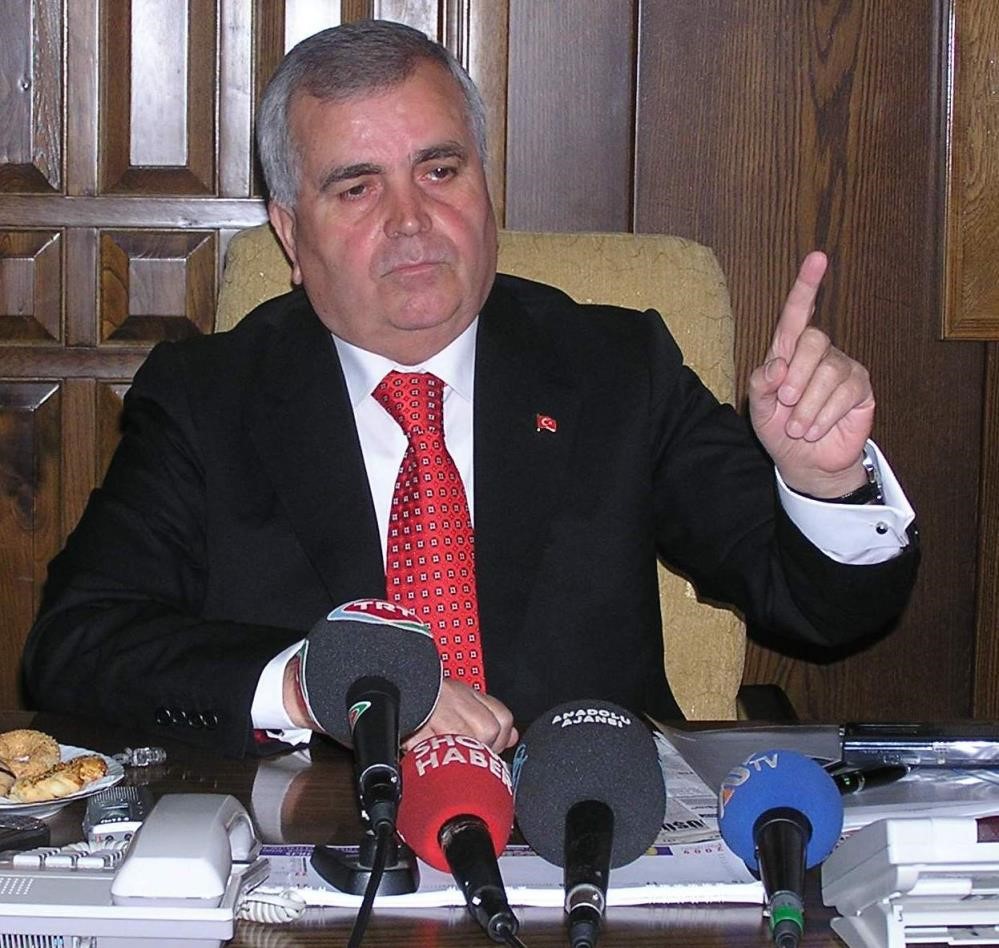 Eski Aydın Valisi Malay hayatını kaybetti