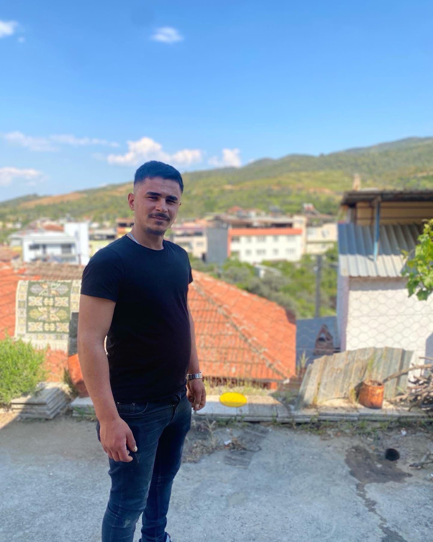 Genç esnaf hayvan damında ölü halde bulundu
