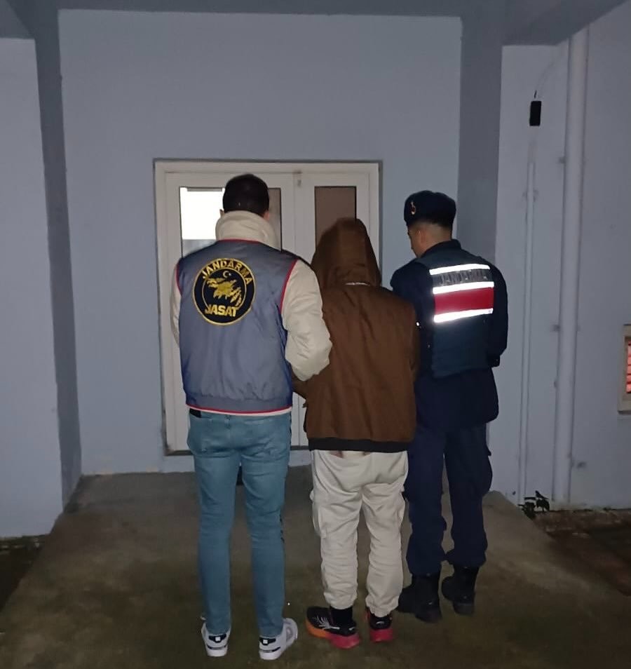 12 yıl hapis cezası ile aranan şahıs yakalandı