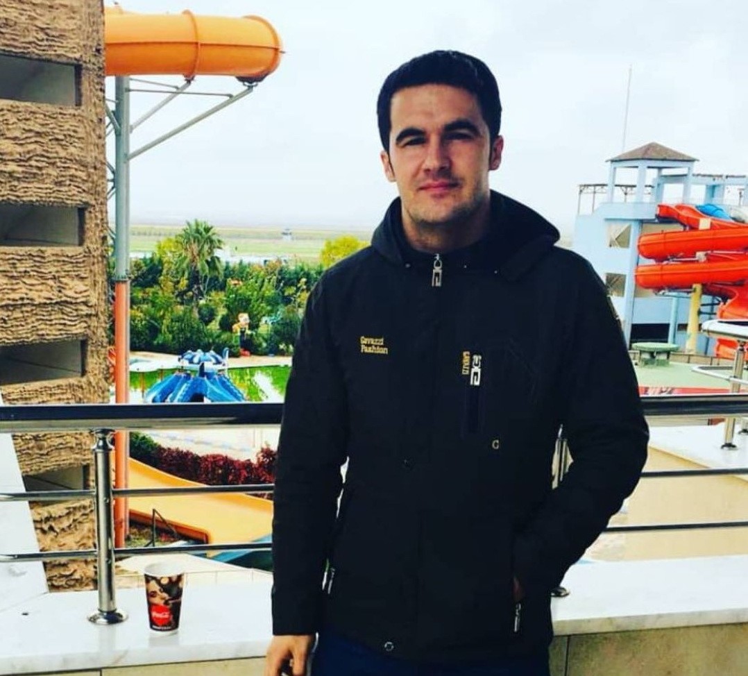 Otomobil kamyona çarptı: 1 ölü, 1 yaralı