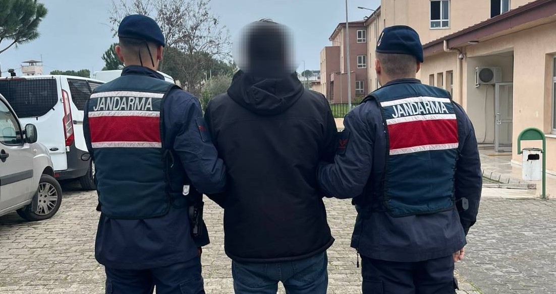 Aydın'da 38 aranan şahıs jandarmaya takıldı