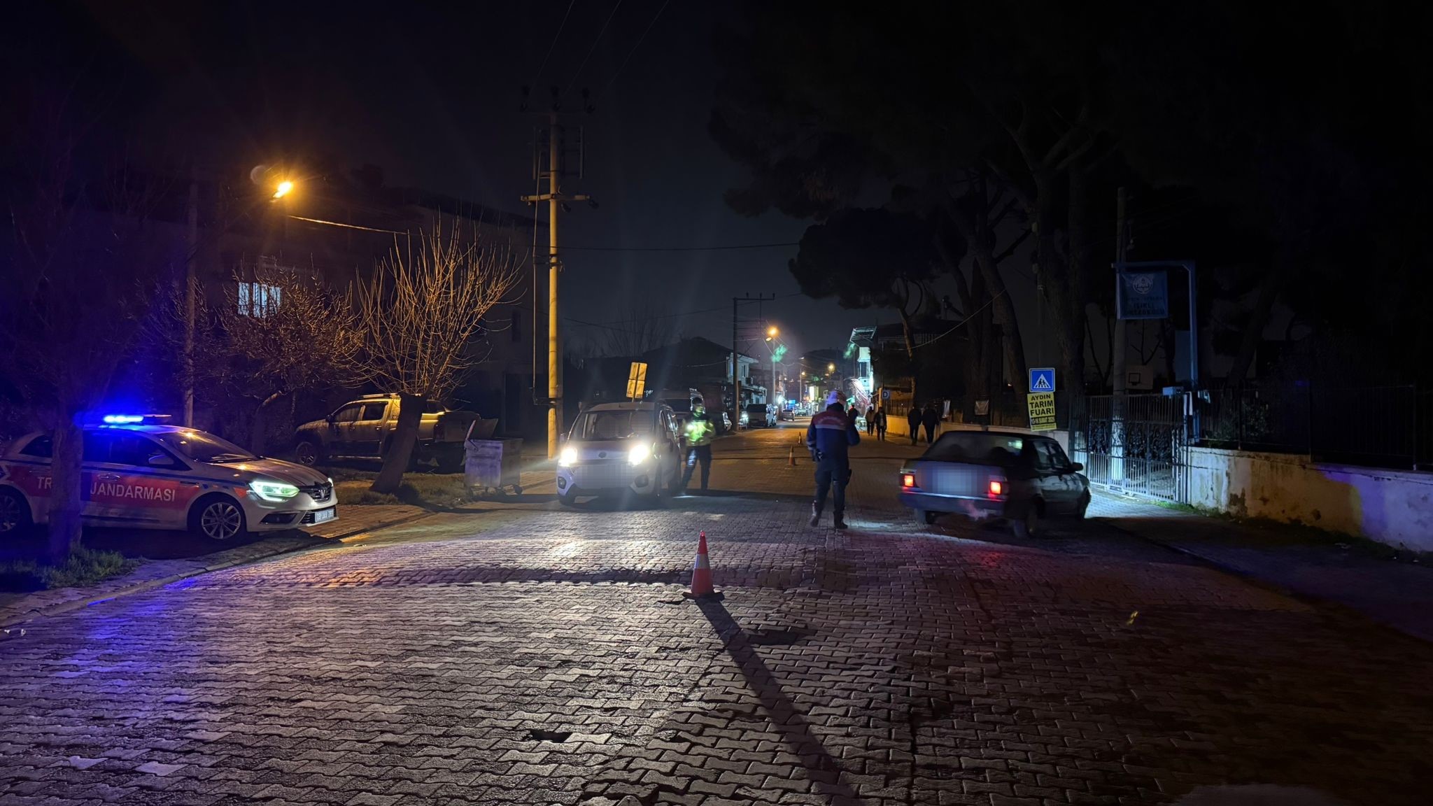 Uyuşturucu satın almak ve kullanmak suçundan aranan şahıs yakalandı