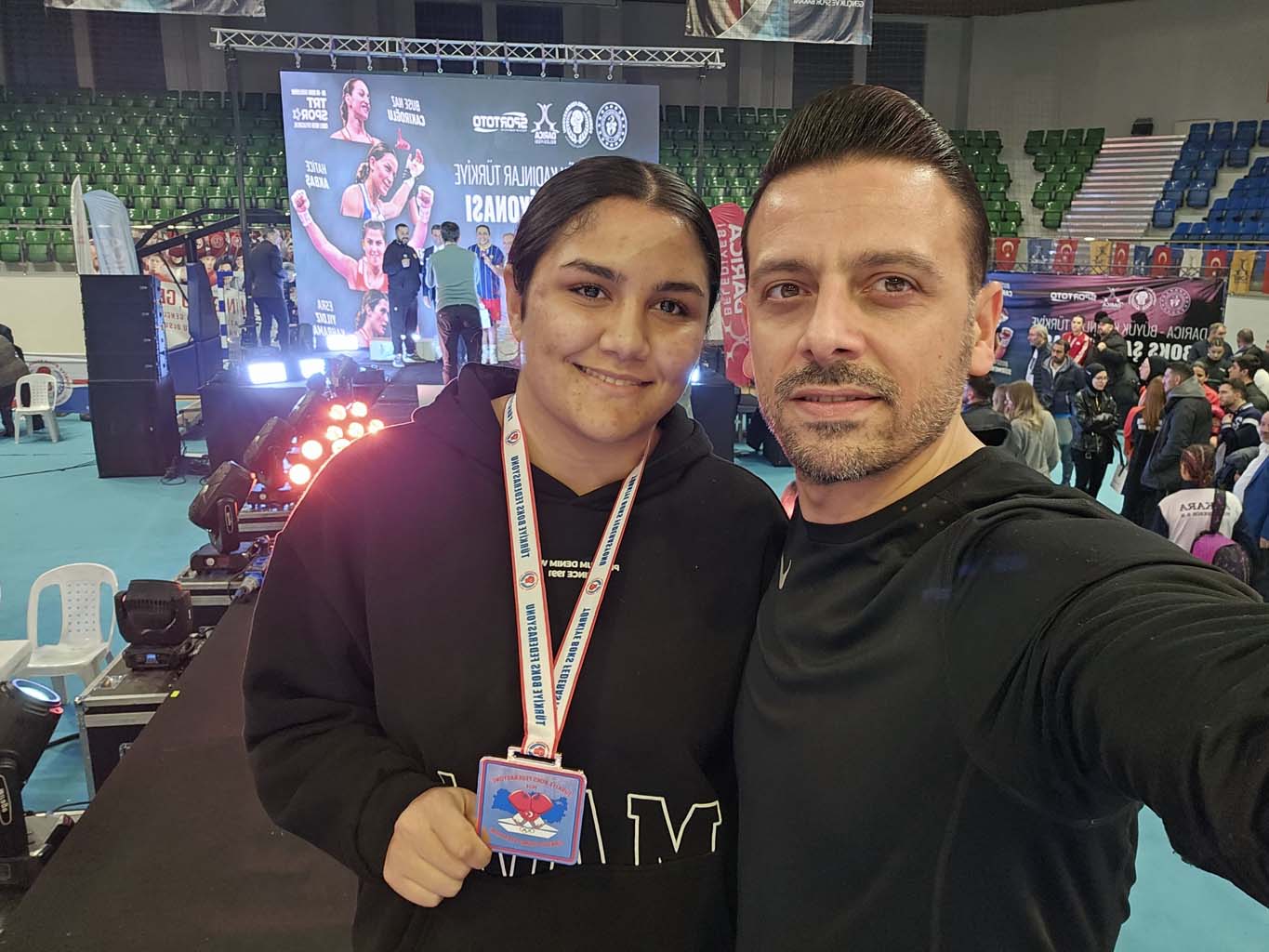 Aydınlı Yağmur Türkiye 3'üncüsü oldu