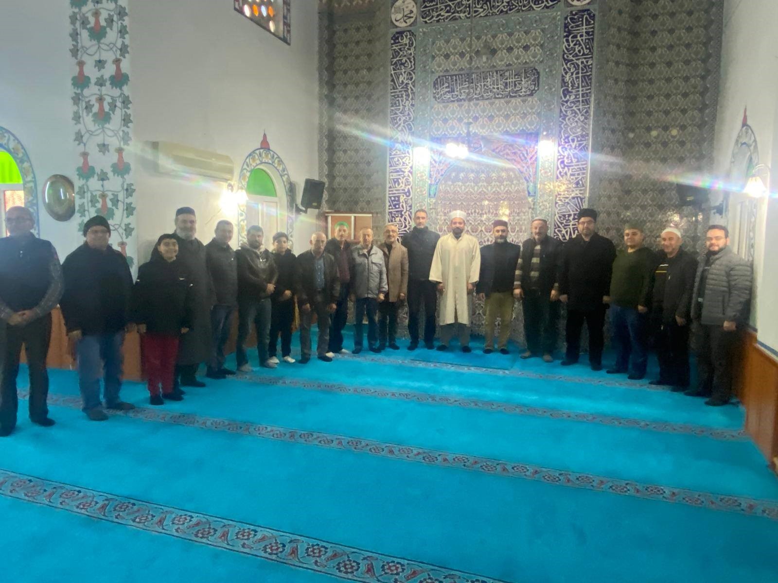 Vatandaşlar sabah namazında buluştu