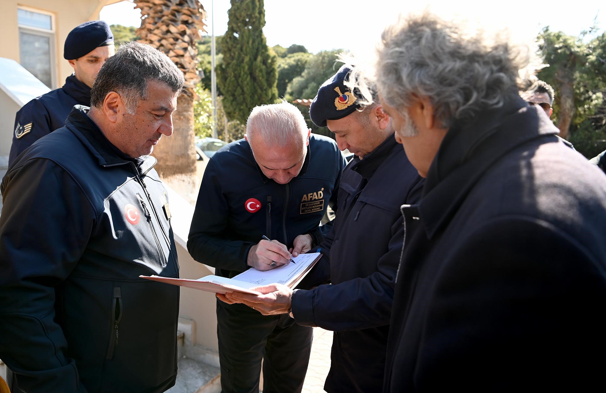 Kuşadası sahil şeridinde 'tsunami' incelemesi