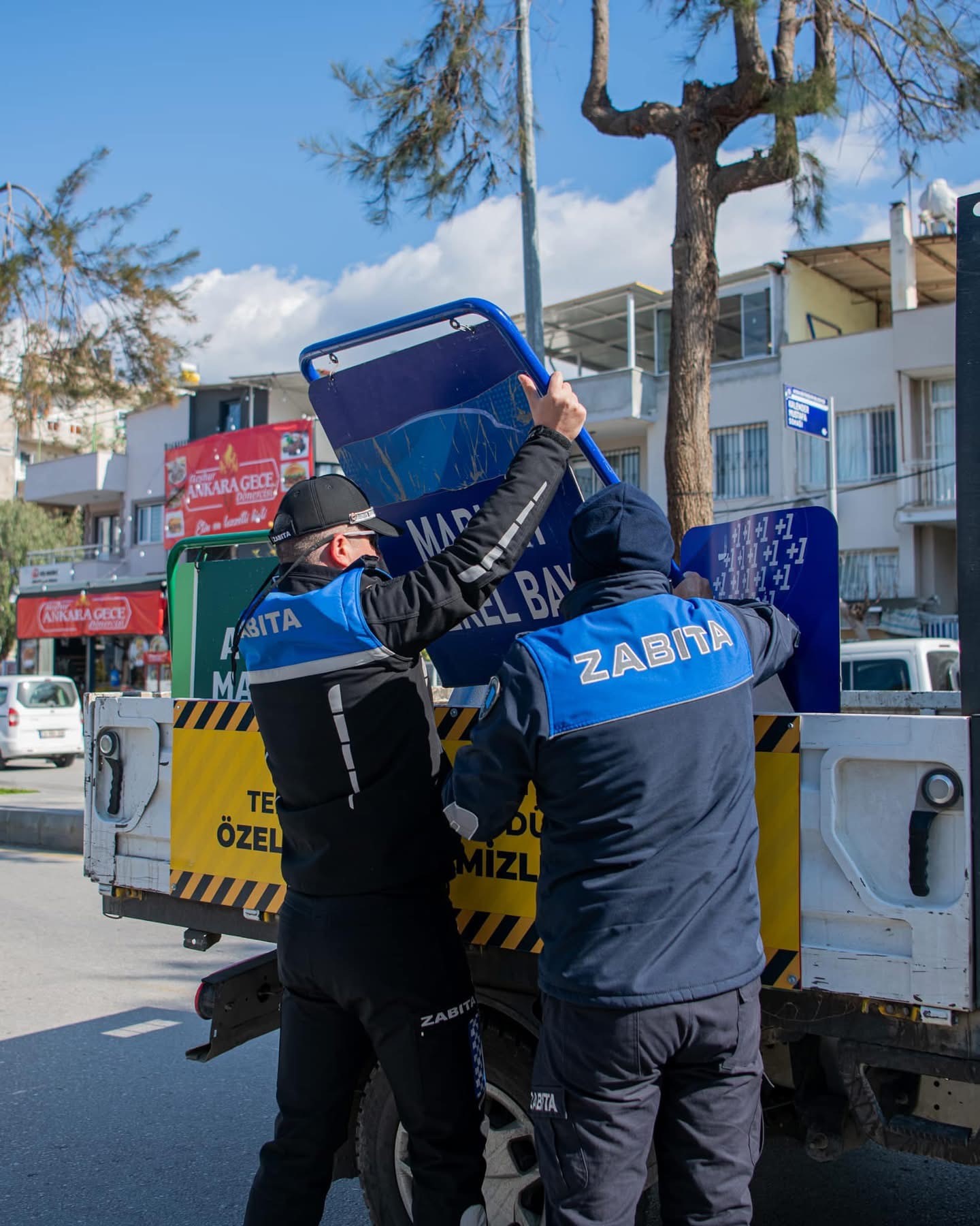 Kuşadası'nda zabıta denetimleri aralıksız sürüyor
