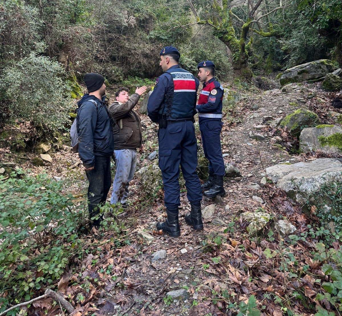Milli Park’ta kaybolan şahısları jandarma buldu