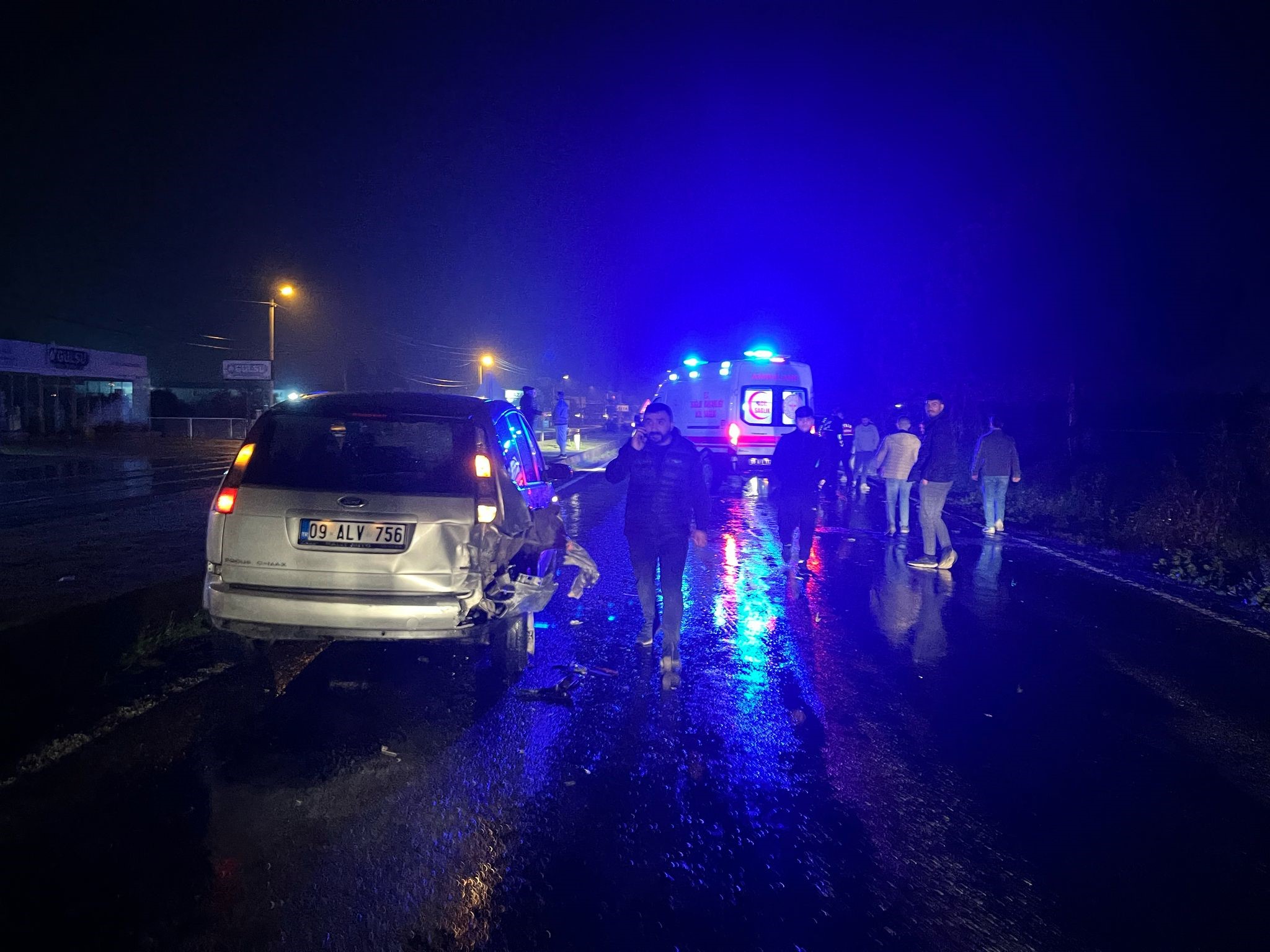 Aydın’da 4 aracın karıştığı zincirleme kazada 1 kişi yaralandı