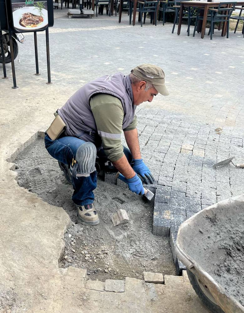 Kuşadası’nın alt ve üstyapısı her geçen gün daha da güçleniyor