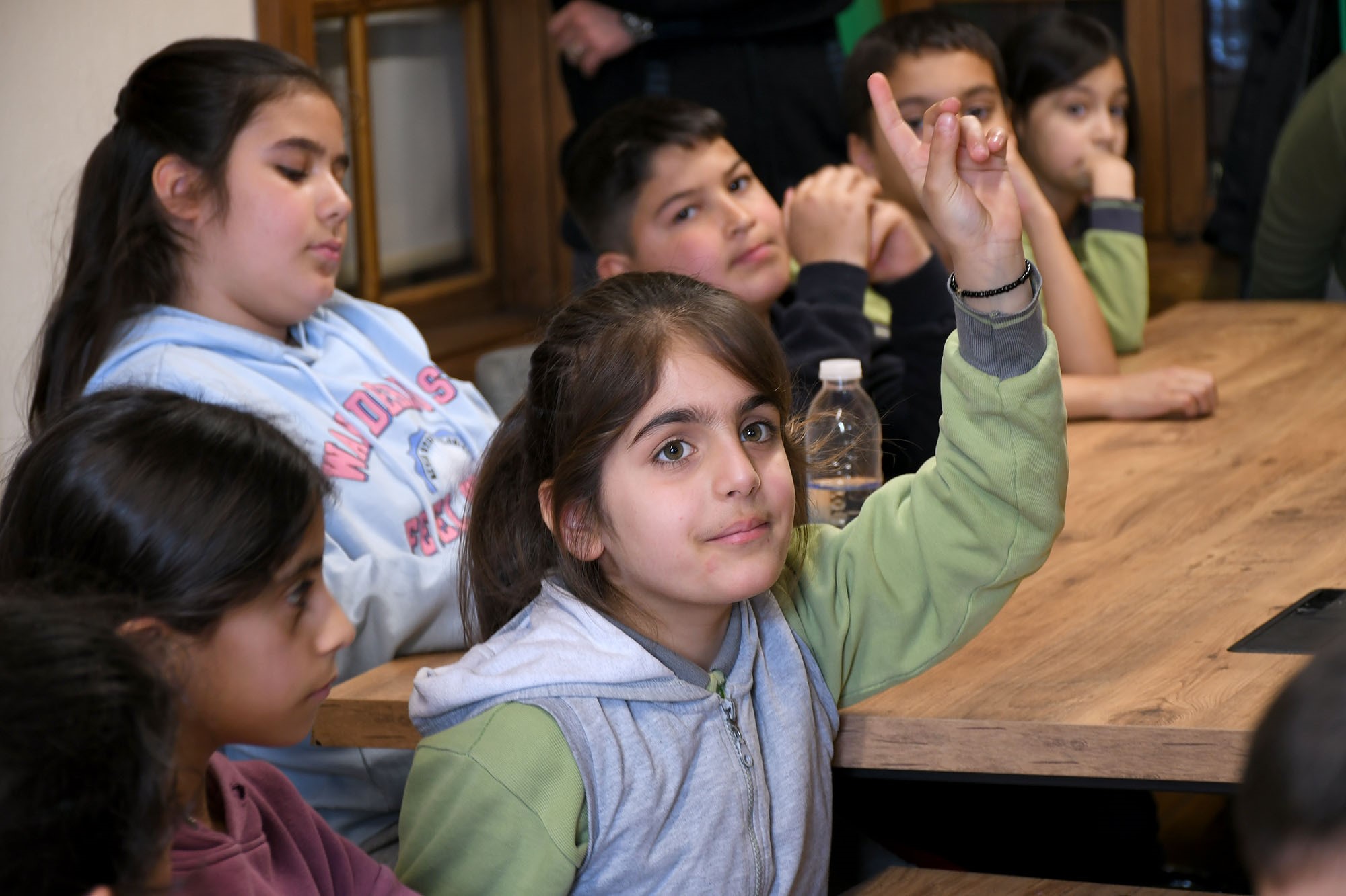 Kuşadası'nda çocuklar şiir yazmanın püf noktalarını öğrendi