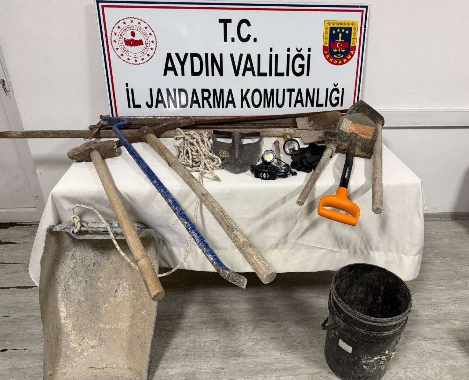Kaçak kazıya suçüstü