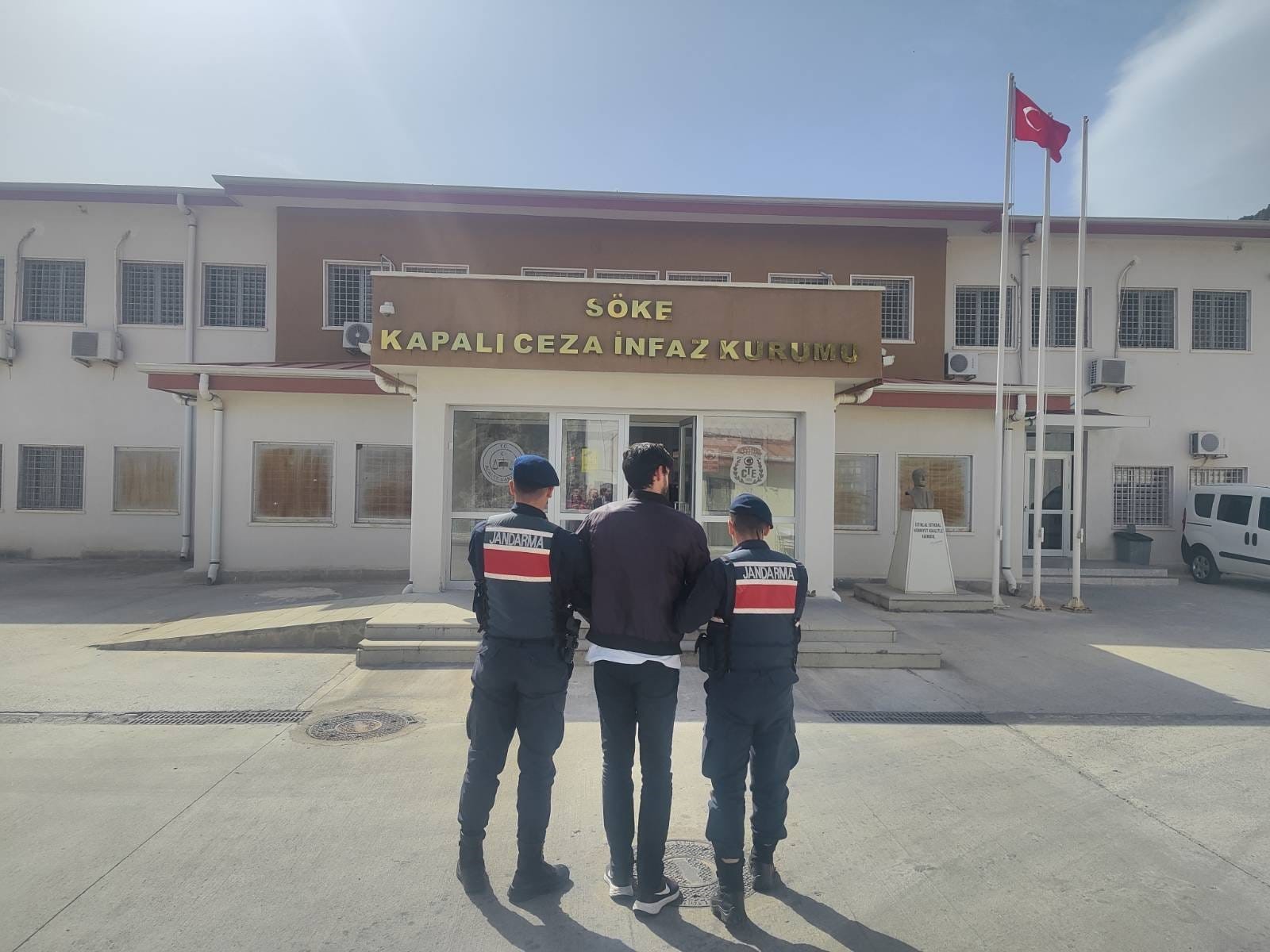 Jandarma takip etti ‘Sanal Hırsız’ yakalandı