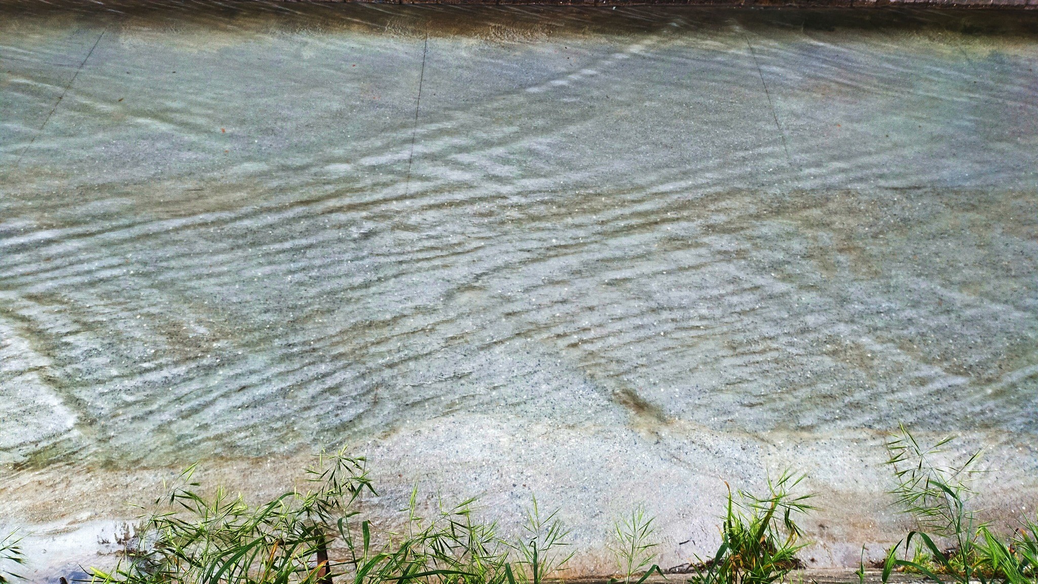 Yağışlar Tabakhane Deresi’ni coşturdu