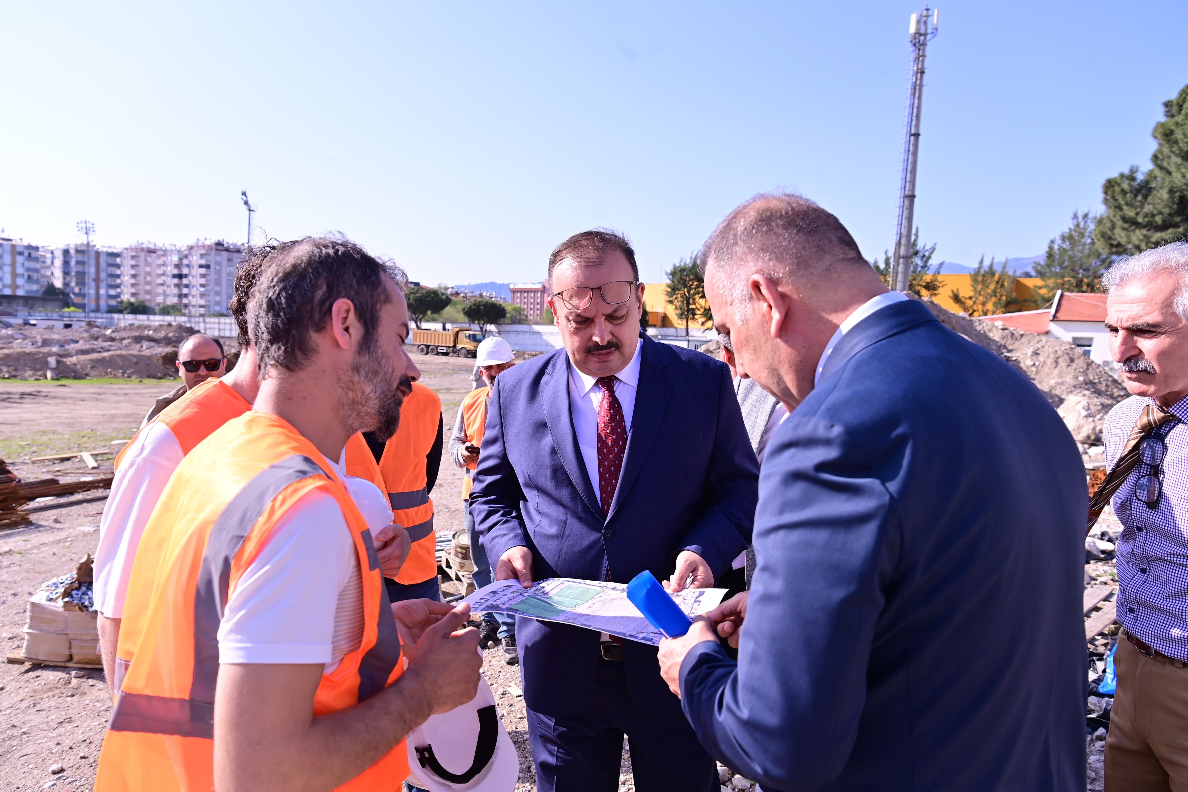 Vali Canbolat’tan Aydın’daki spor yatırımlarına yakın takip