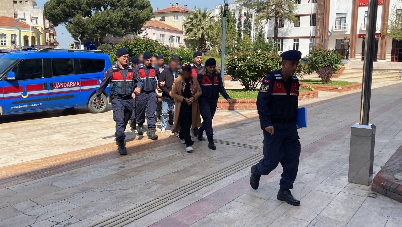 Kaçak üretim çiftliği ortaya çıktı: 5 bin kanatlı hayvan itlaf edildi