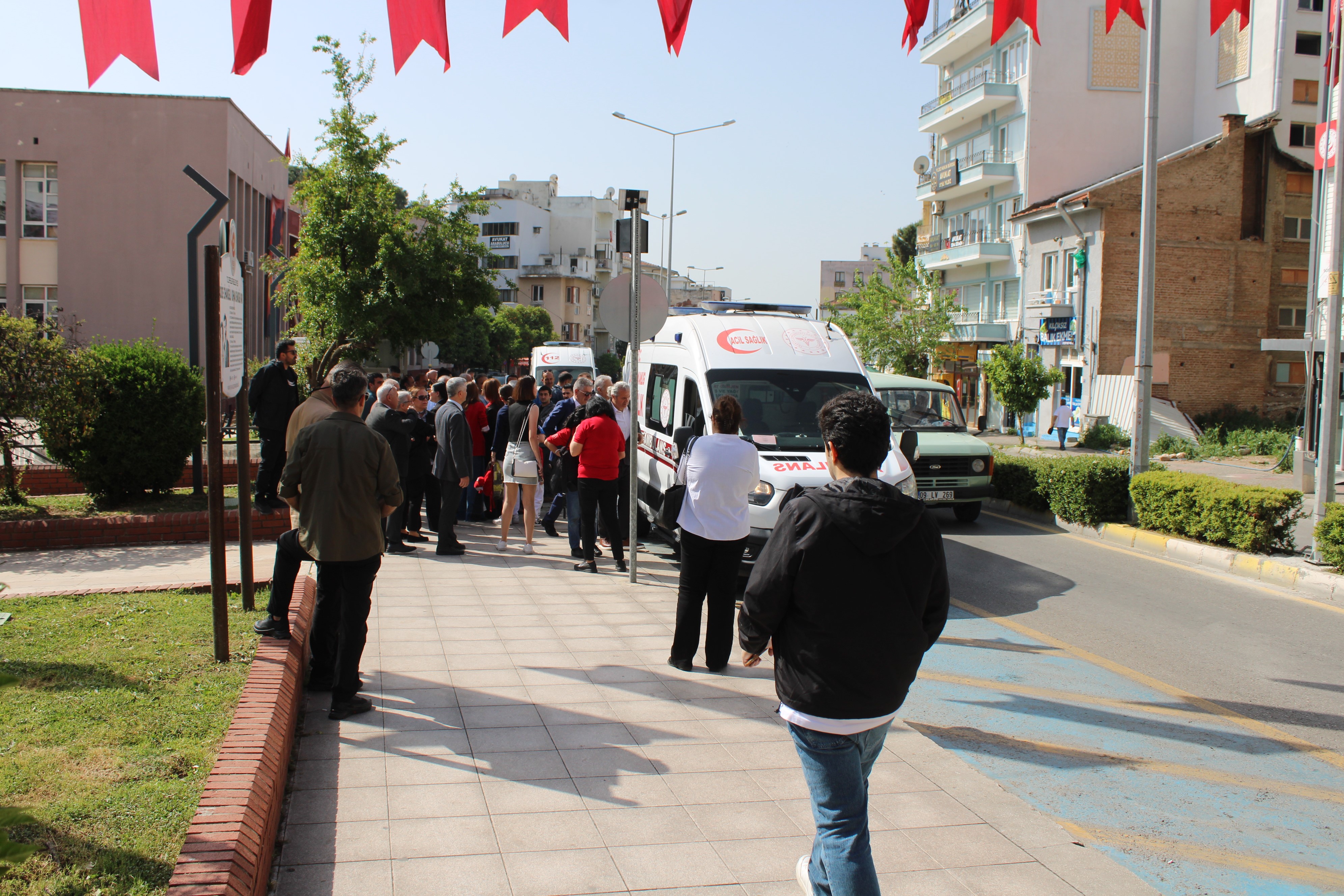 23 Nisan töreninde bir genç kalp krizi geçirdi
