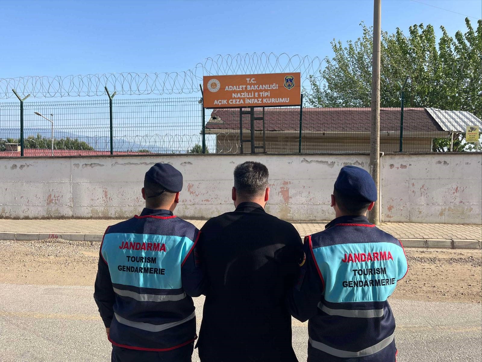 Aydın’da 42 aranan şahıs yakalandı