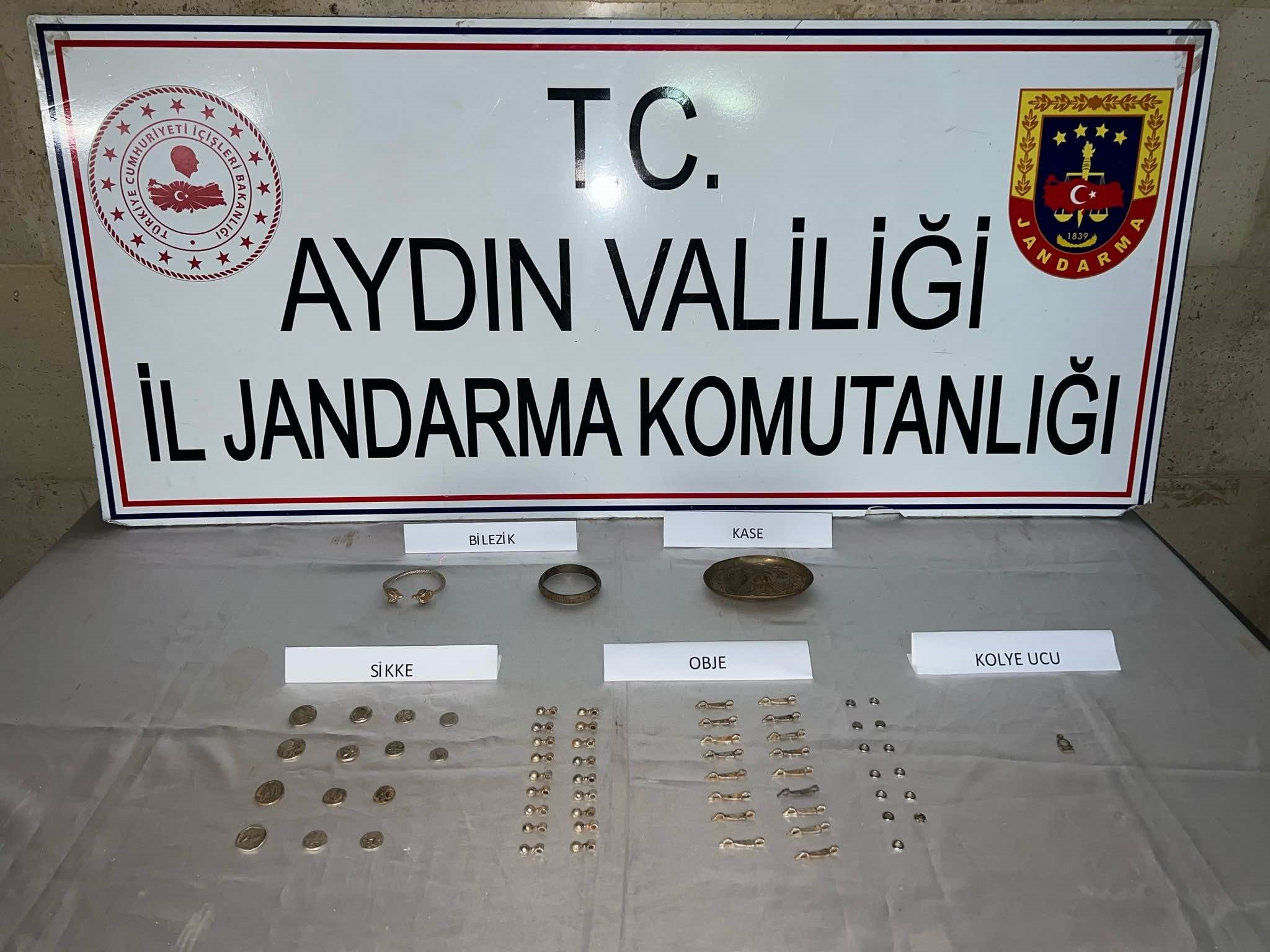 Jandarmadan besihane ve seraya baskın
