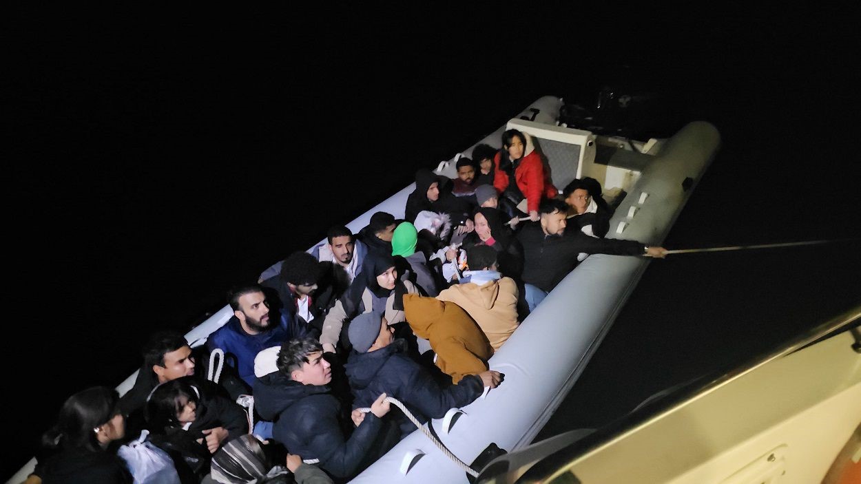 14 düzensiz göçmen yakalandı