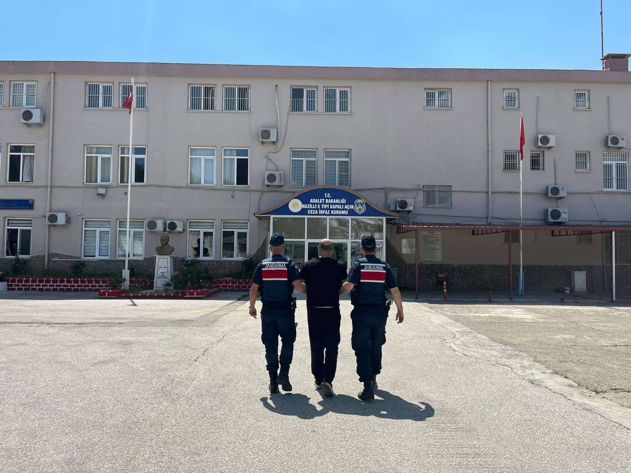 Suç makinesi bağ evinde yakalandı