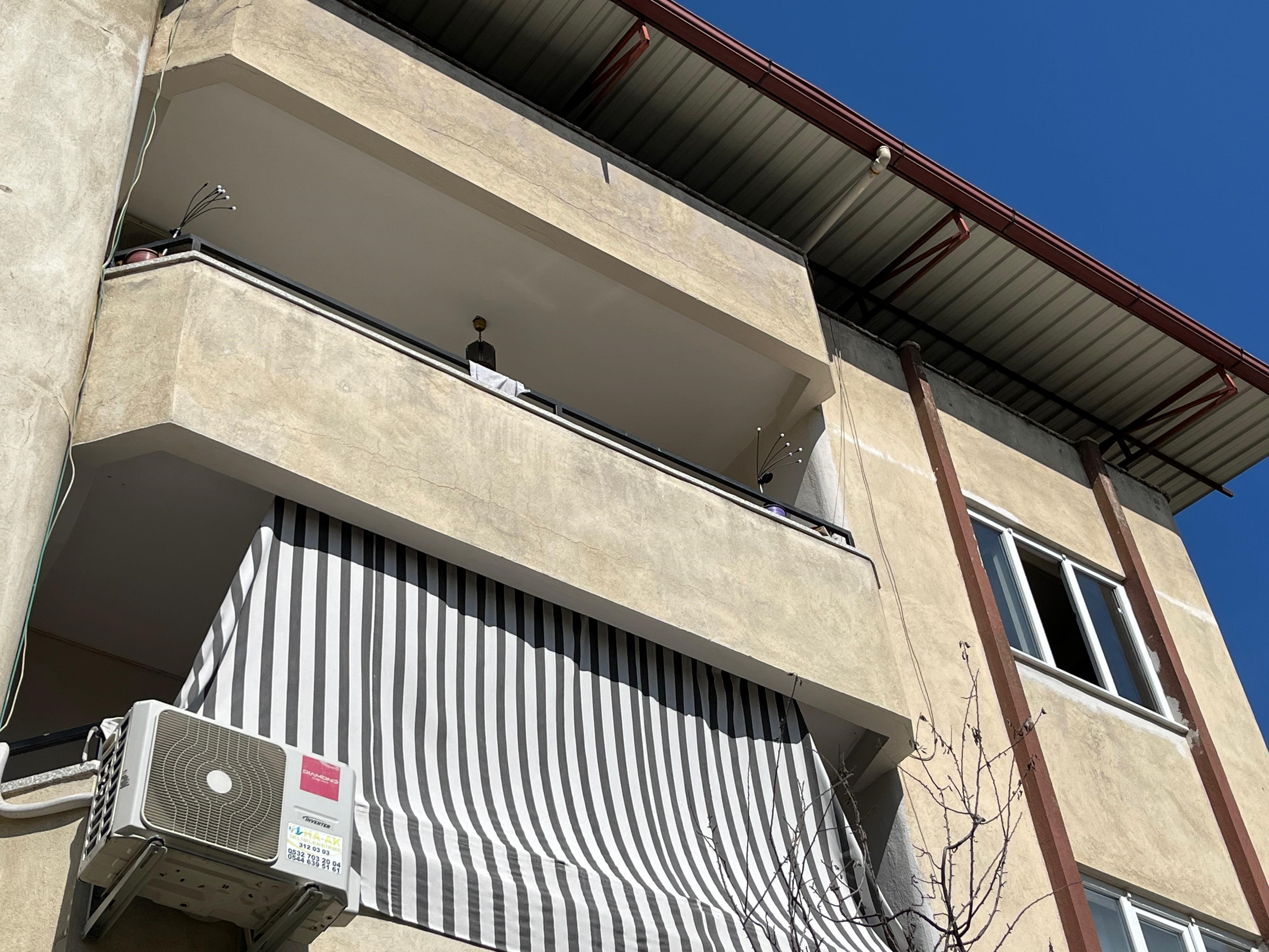 Prizde unutulan ütü, yangına neden oldu
