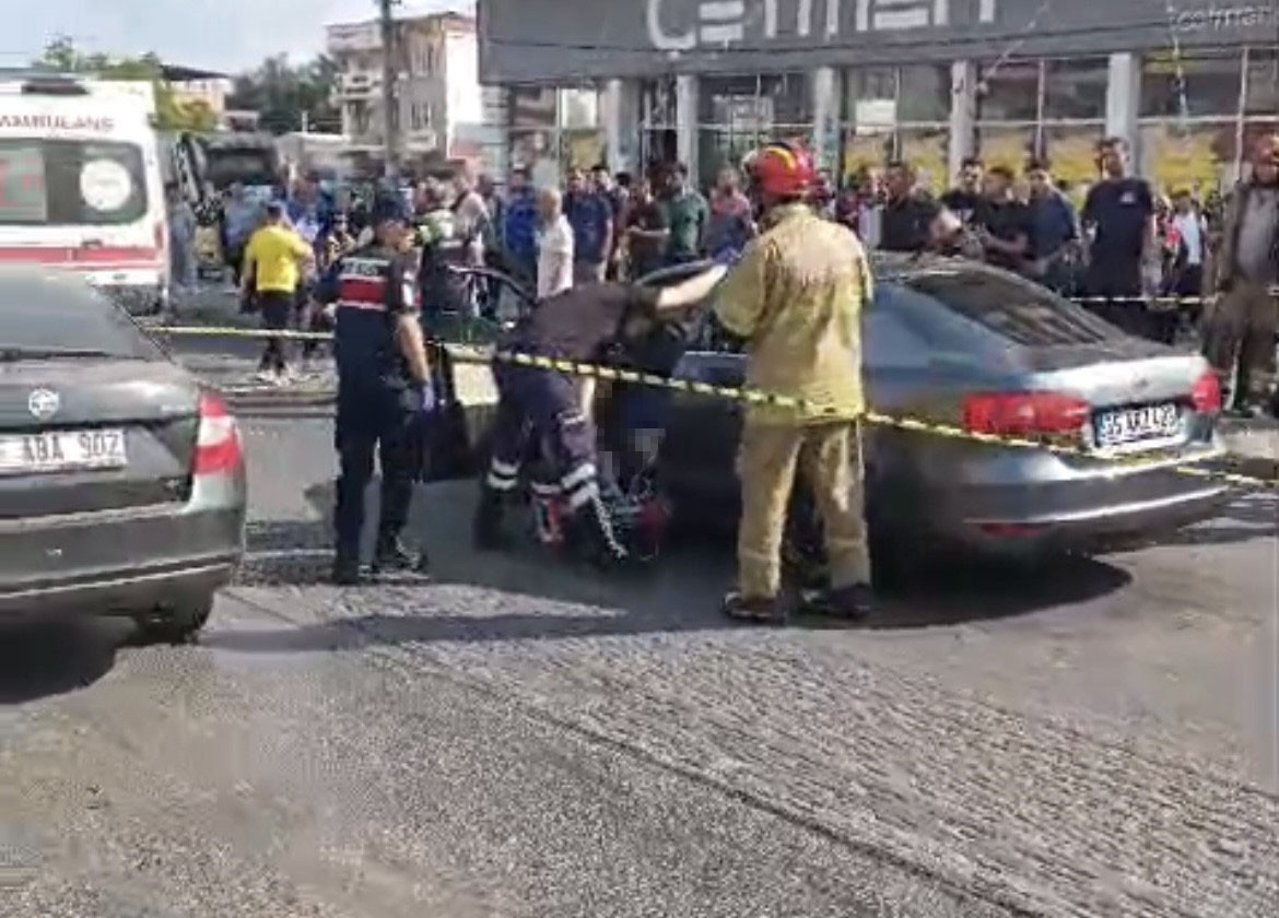 İzmir'de 3 kişinin öldürülmesiyle ilgili 3 tutuklama