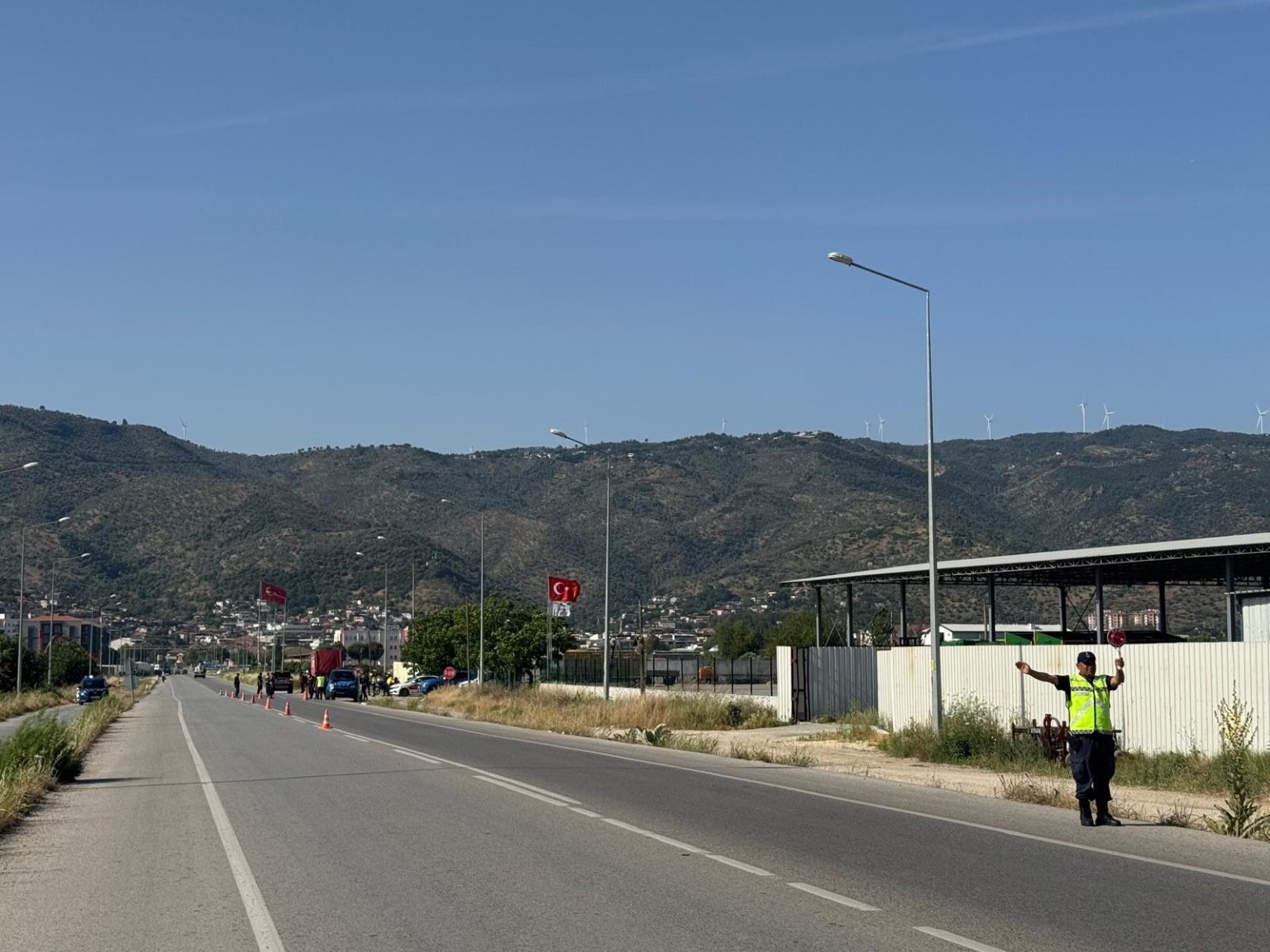 Jandarmadan huzur denetimi: Araçlar ve şahıslar tek tek sorgulandı