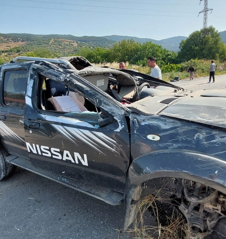 Takla atan kamyonette 1 ölü, 2 yaralı