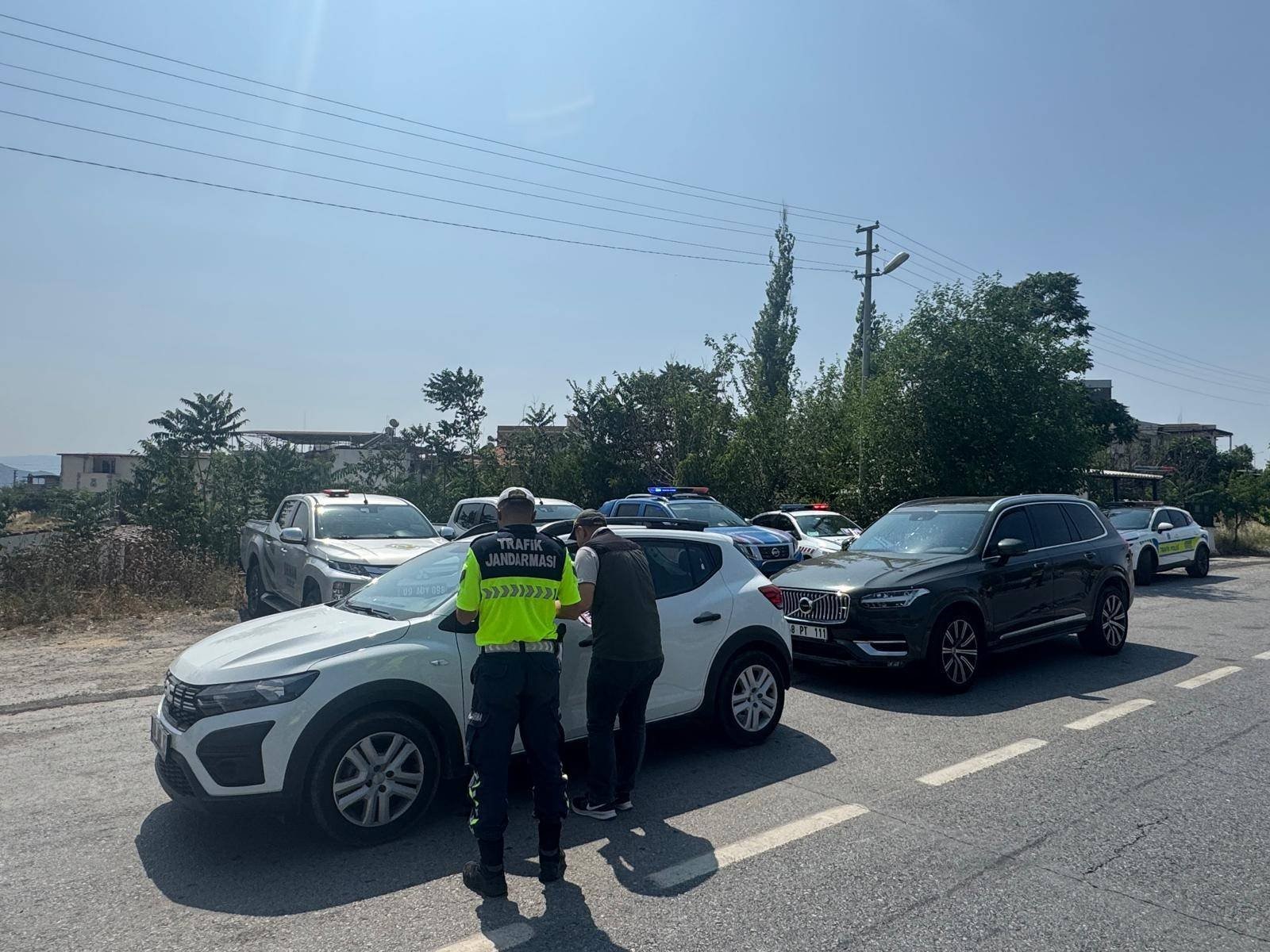 Jandarma orman yangınlarına dikkat çekti