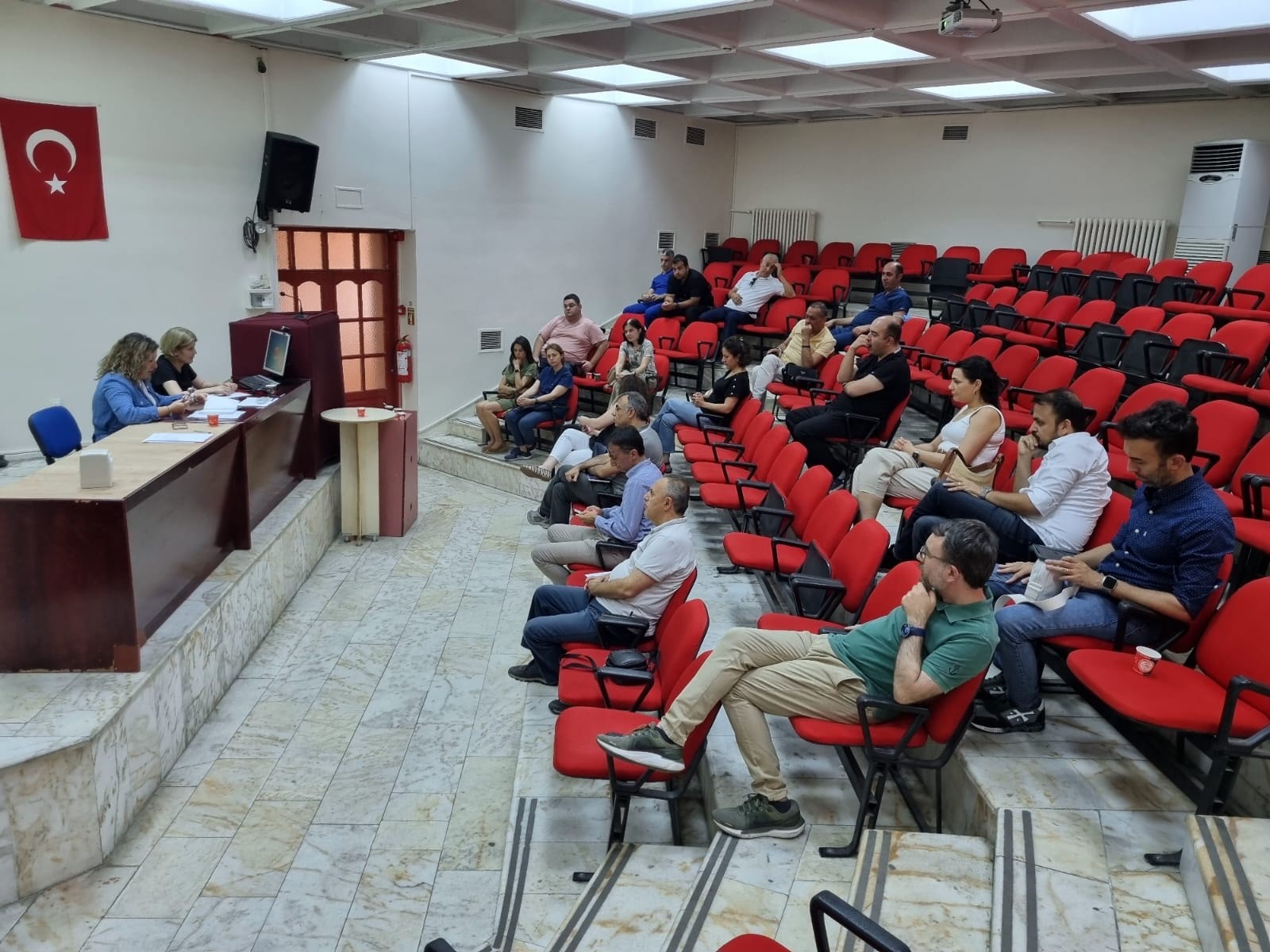 Aydın Devlet Hastanesi'nde kalite odaklı değerlendirme toplantısı yapıldı