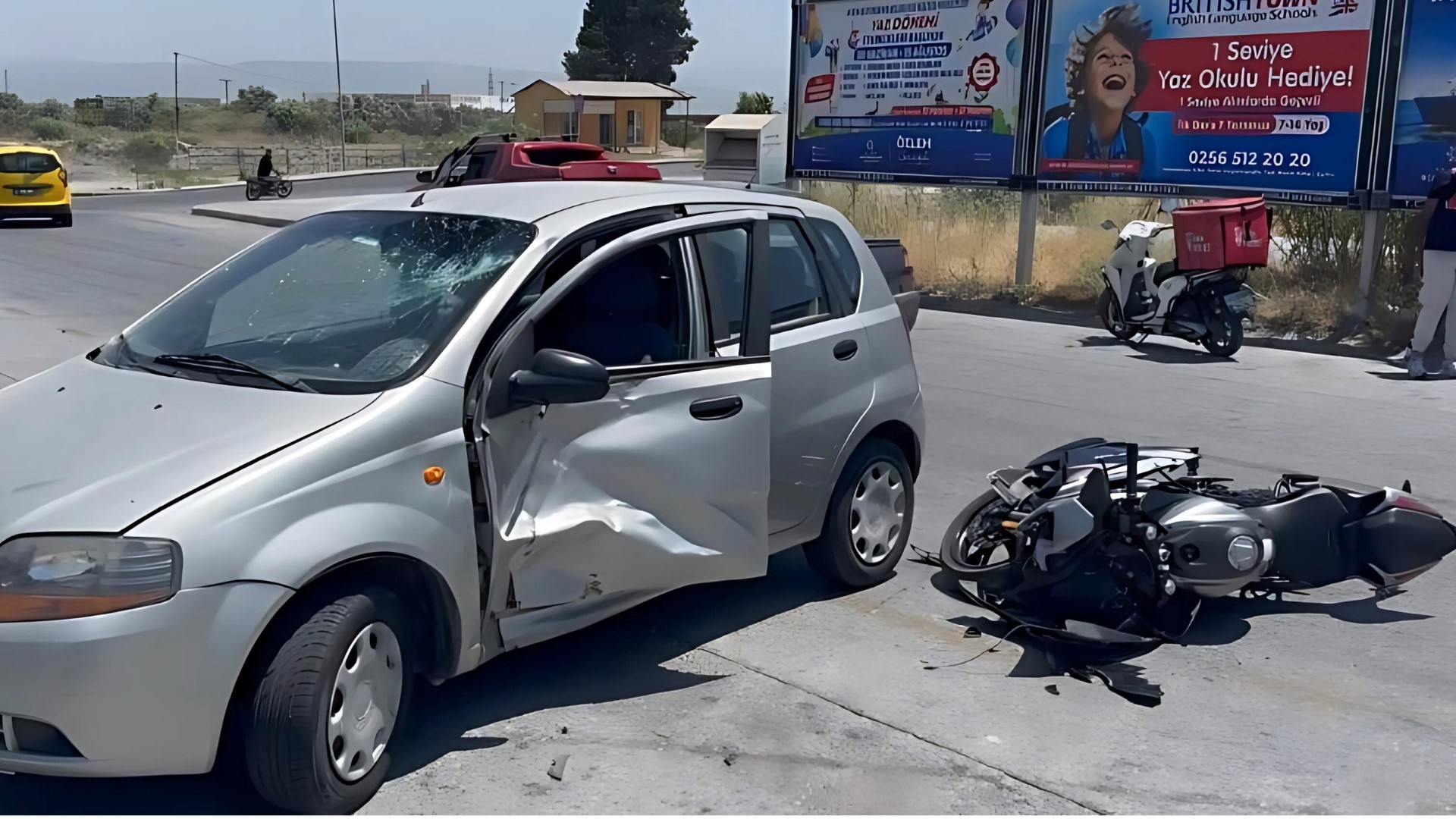 Otomobil ile motosiklet çarpıştı: 1 yaralı
