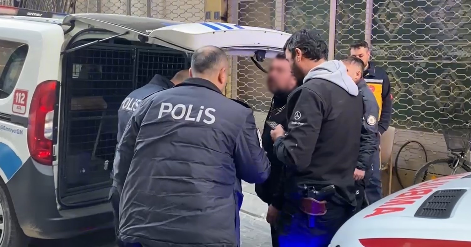 Cinayetin ardından evden elleri cebinde çıkan zanlıya müebbet hapis cezası verildi