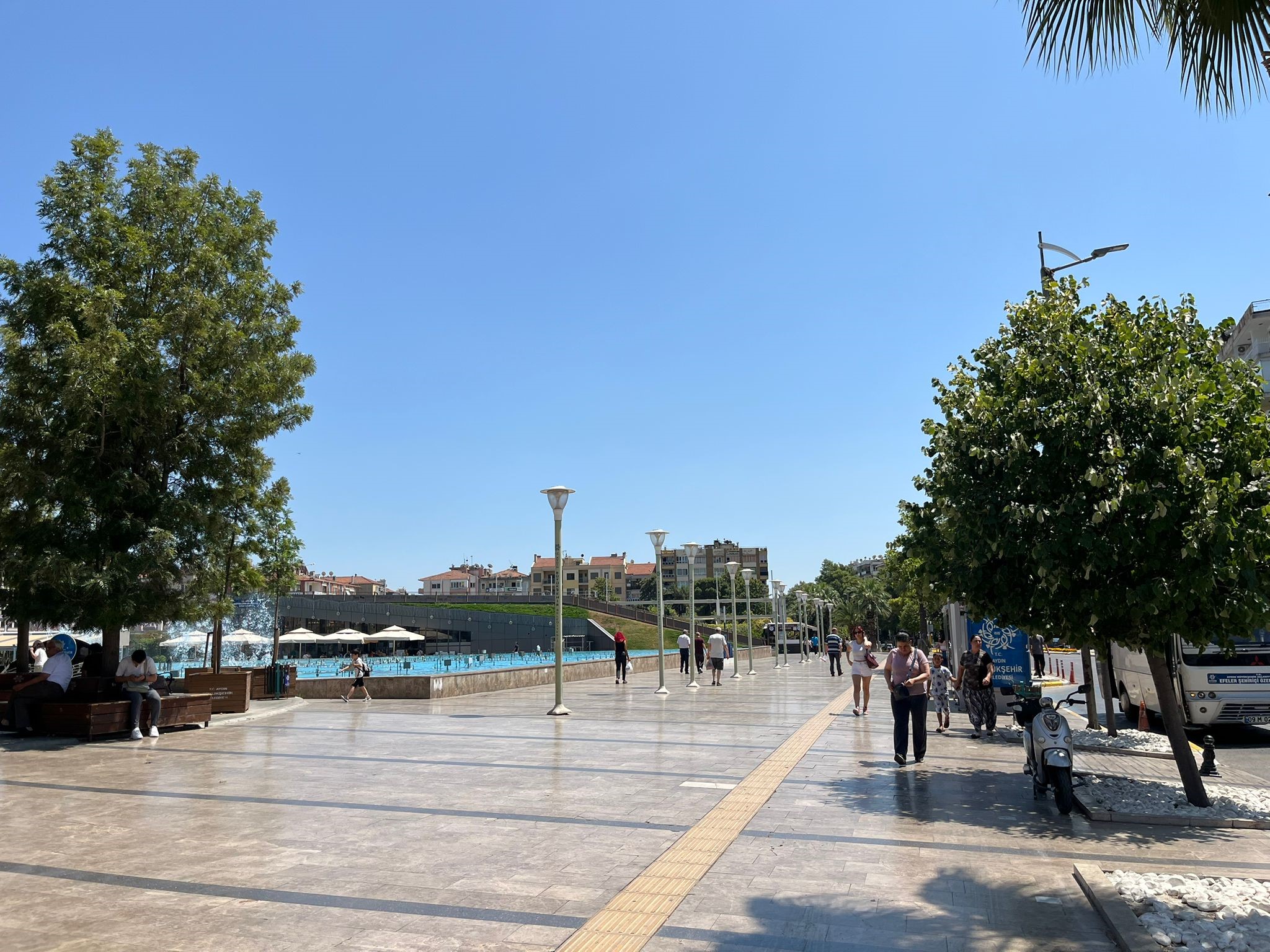 Aydın'da termometreler 42 dereceyi gösterdi